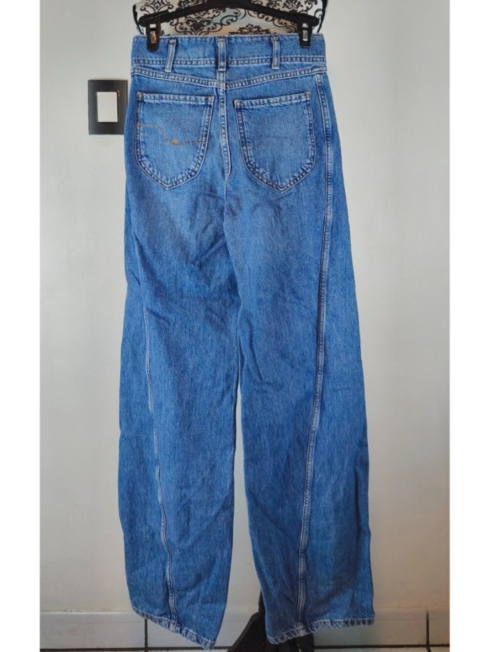 Free People We The Free Astor High Rise Straight Jeans Size 25 Medium Wash Blue - Picture 4 of 12